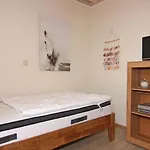 Doppelhaushaelfte Ostseehaus I In *