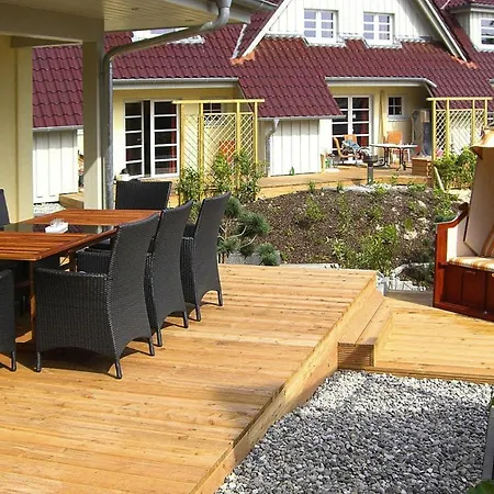 Doppelhaushaelfte Ostseehaus I In